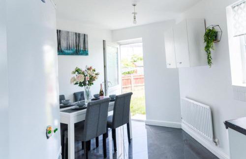 Barking Leisure and Contractor Stays - Foto 15