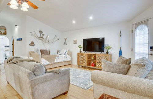 Canalfront Port Isabel Cottage 5 Mi to Beach! - Foto 2