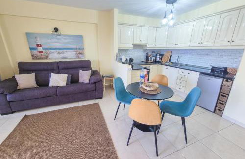 Mona Golf - South Tenerife - Aircon, private parking with heated pool - Foto 40