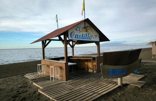 Atico con piscina, golf, vistas al mar - Photo 50