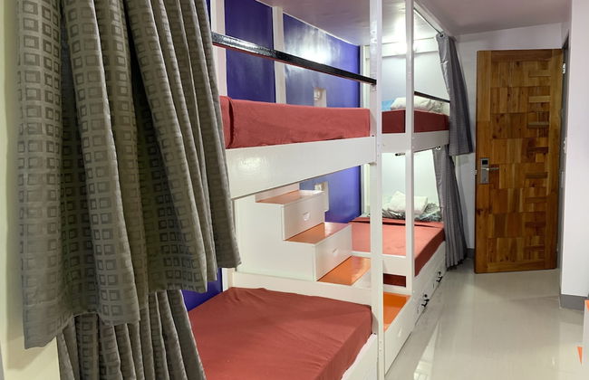 Beinte Singko de Marso Apartments - Foto 16