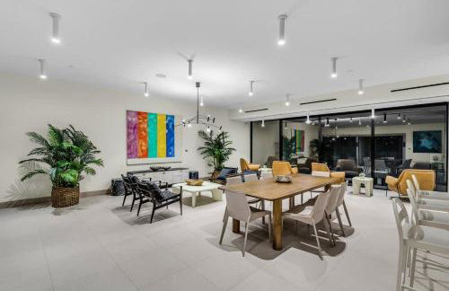 Modern Downtown Condo with Pool Gym BBQ Game Room CoWorking Spaces - Foto 46