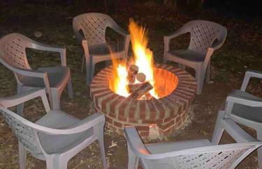 Modern Home near Lake w HotTub, Game Room, Fireplace - Foto 66