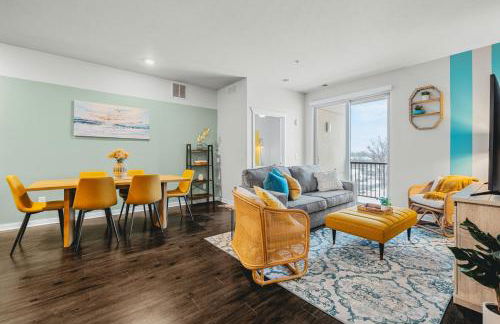 NEW Shoreline 401 2BR Condo Near Downtown and Bay - Foto 34