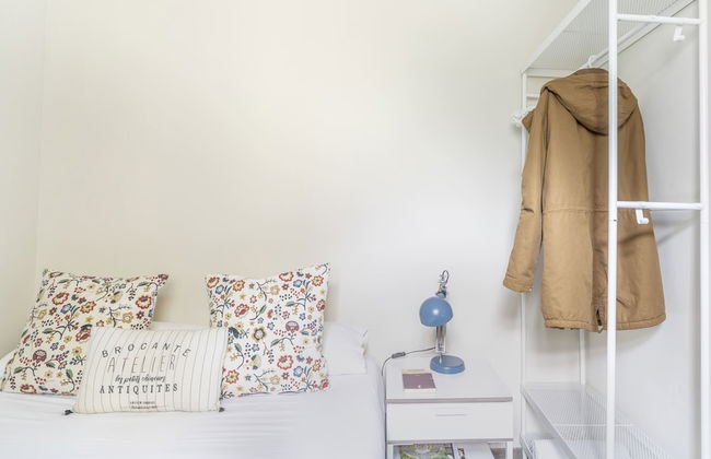 Lovely and Central 4 BR Apartment - Photo 22