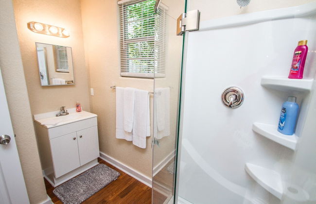 One Bedroom Apartment Near Downtown With Sleeper - Foto 12