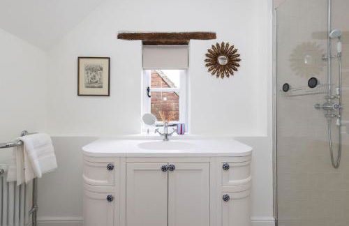 NEW - The Nook by The Butler Collection - Foto 21