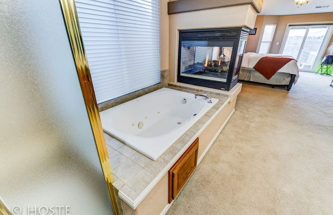 5BR Mtn Views Family Getaway HOT TUB - Foto 49