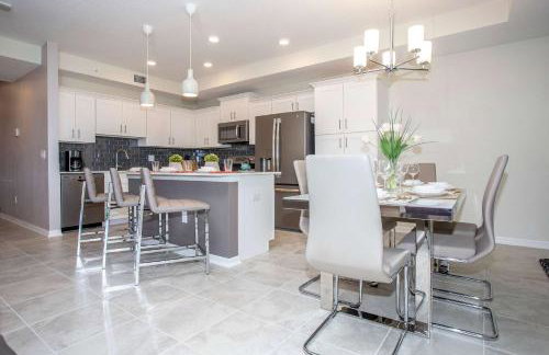 Four Bedroom Close to Disney w Screened Pool Storeylake 4910 - Foto 22