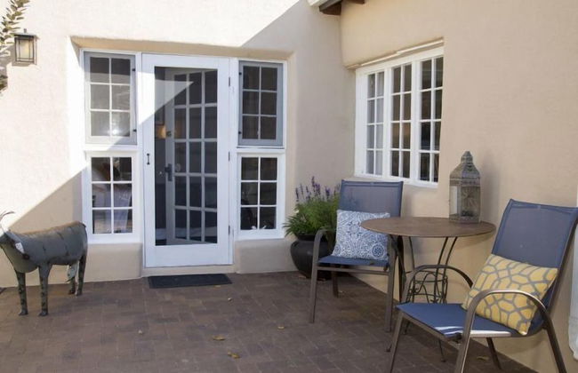 Artist Adobe - Blocks From The Plaza and Rail Yard, Southwestern Charm, Modern Touches - Foto 28