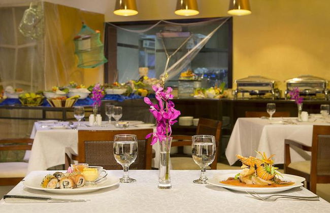 City Seasons Suites (EX Pearl City Suites Hotel) - Photo 19