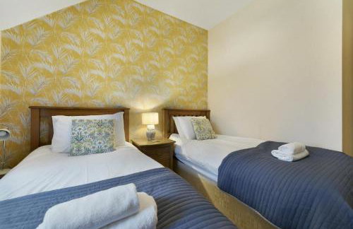 Fieldside - Photo 15