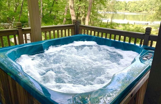 4 BD Stylish Cottage W Private Pool & hot-tub by RedAwning - Foto 20