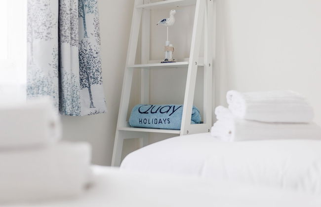 Spinnaker House - Photo 5