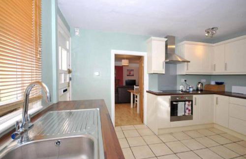 Mews Cottage in Private Seafront Estate - Photo 11