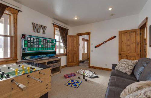 Alpine Airspace by KABINO Airpark Foosball Garage Satellite - Foto 9