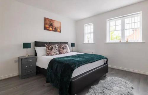 Marston 5 Bedroom Home With Parking Near HS2 & NEC & BHX - Foto 16