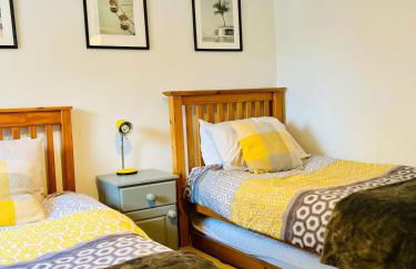 Fantastic Value Beautiful Cottage Close to the Sea Great Interior and Space - Photo 23