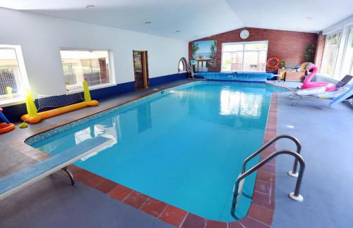 Luxury property - Swimming Pool, Outdoor Kitchen, Games Room & Hot Tub - Foto 20