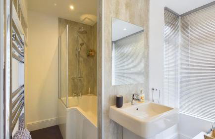 East View, a stunning home from home in St Helens, sleeps 6. - Photo 29