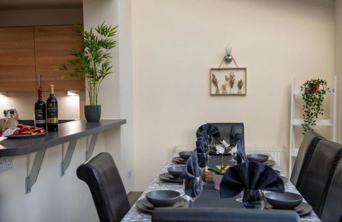 Cosy townhouse, new build, 5 bedrooms, Sleeps 8, Free Parking - Foto 9
