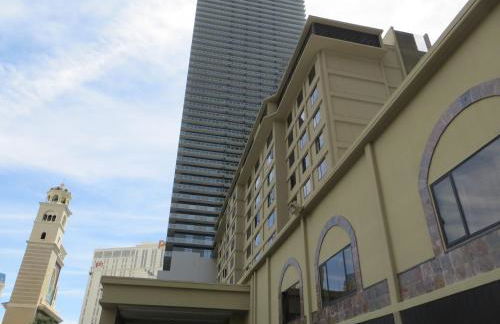 Jockey Resort Suites Center Strip - Foto 34