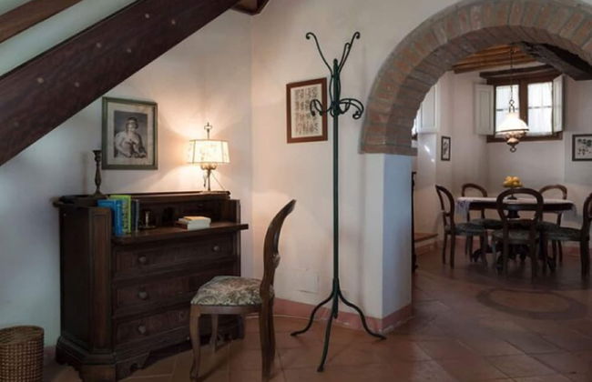 House in Tuscany With Pool & Olive Grove Views - Foto 17