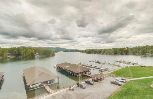 Lakefront Huddleston Condo with Community Pool - Foto 21