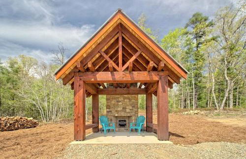 Stunning Cottage Rental Ideal for a Family to Go Glamping in Georgia - Photo 17