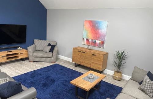 The Store by Caithness Luxury Apartments NC500 - Luxury modern conversion with open plan living - Sleeps 4 - BUDGET FRIENDLY FOR LONG STAY TRADES - CONTACT US - - Photo 2