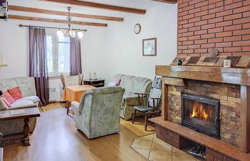 3 Bedroom Nice Home In Popowo - Foto 1