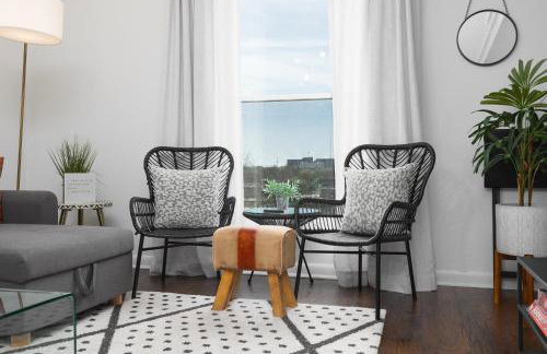 Home to the Stars on Music Row with Pool and Free Parking - Foto 32