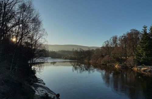Beautiful dog friendly lodge with hot tub - Foto 24