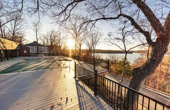 Serenity Now Quiet 4 BDR Next to Margaritaville! - Photo 31