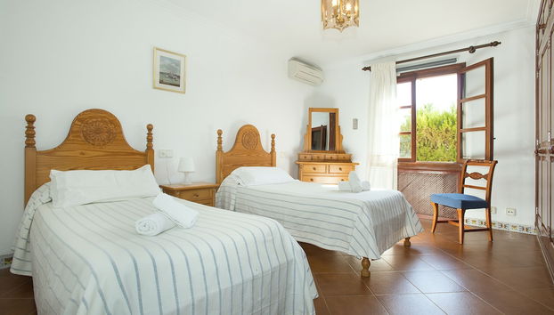 Owl Booking Villa Suavet Petit - Exclusive Property with a Stunning Pool - Foto 5, Habitación