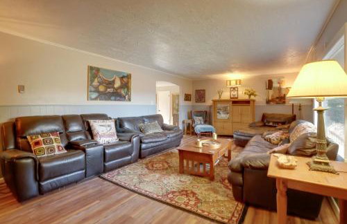 Hike and Ski Scenic Group Retreat in Wardensville - Foto 4