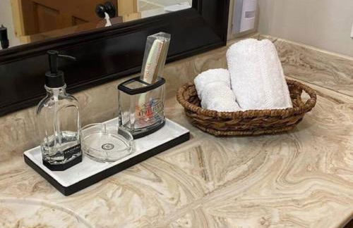 Cozy cabin with boosted Wi-Fi - Foto 29