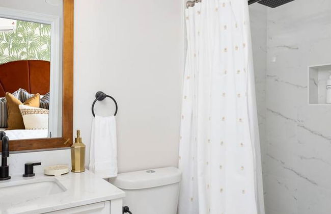 Cozy 2 BR Home With hot tub and Patio - Foto 11