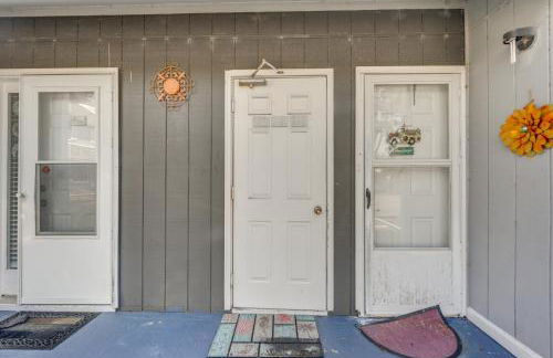 Baytree Golf Colony Studio about 5 Mi to Beach! - Foto 23