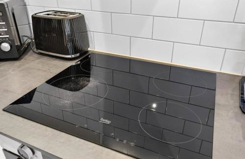 Stunning 2BR Apartment Cardiff Bay with Balcony - Foto 48