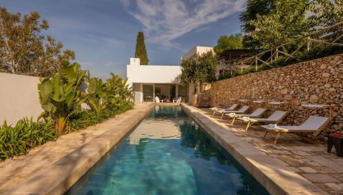 A masseria in the center of town with pool - Foto 1, sunbed
