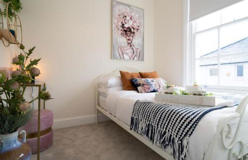 The Regal Apartment - Photo 19