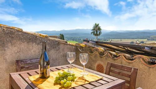 Casa Torre Cruilles Big, Stylish, Modernized 'Castle' Prime Costa Brava with AC - Foto 1