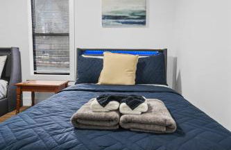 8 Minutes to UNC - Outdoor Deck - Washer and Dryer - Foto 13