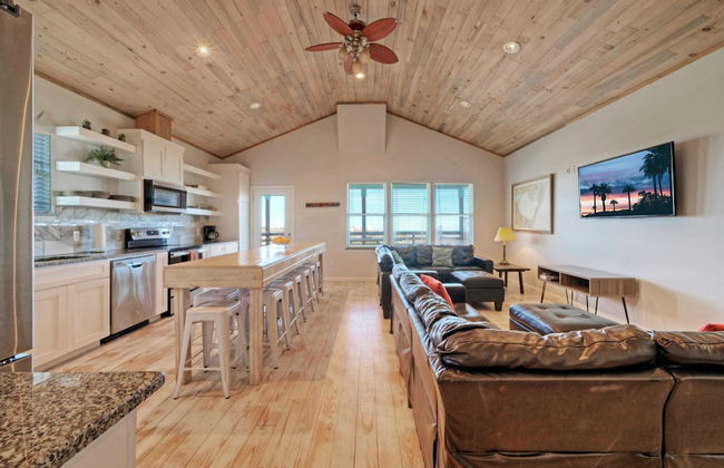 Sleeps 26 2 Homes w/ Waterfront Pool + Boat Dock Laguna Village Escape - Foto 62