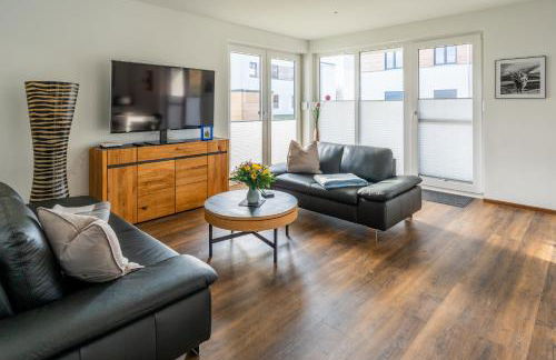 Hangar 19 Superior Apartment mit Terrasse und Garten H1W2 - Foto 1