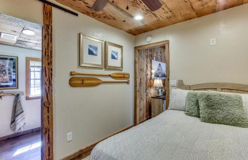 9 Mi to Bass Lake Cabin with Fire Pit in Wishon! - Foto 12