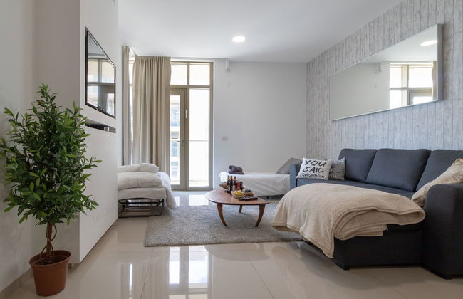 The Haneviim Court - Isrentals - Foto 17