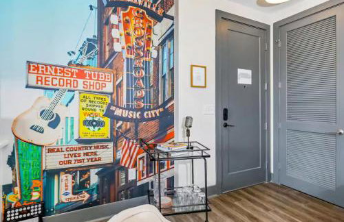 Nashville Oasis at The Muse Modern 2BR with Balcony Rooftop Views - Foto 3