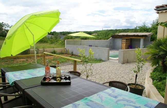 Chic Holiday Home in Pradons With Swimming Pool - Foto 45